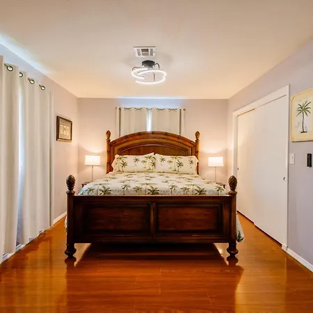 Venice Oasis Beach Ready Retreat